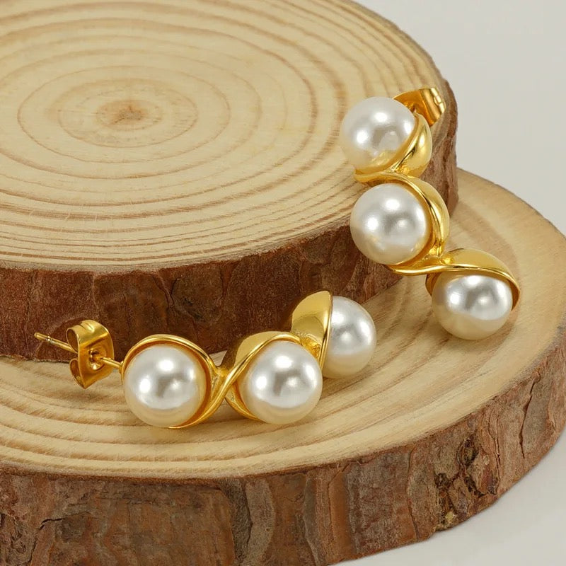 Opus Pearl Earrings