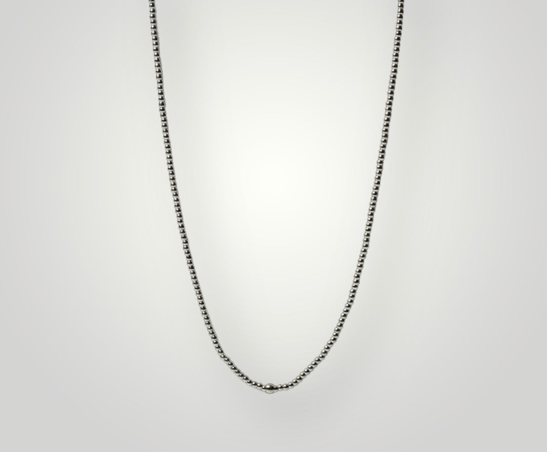 The Balance Necklace in Silver